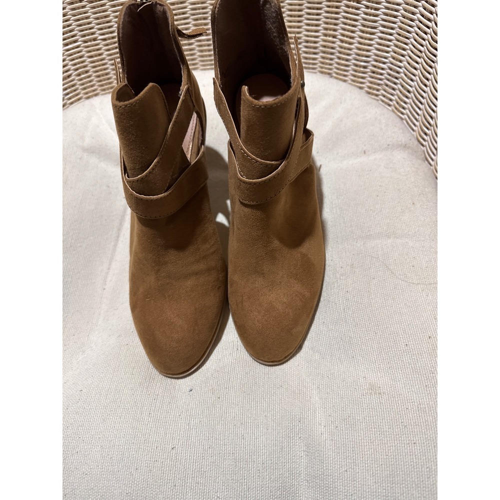 Rampage Vedette Cognac Brown Faux Suede Cutout Block Heel Ankle Boots Size 9M